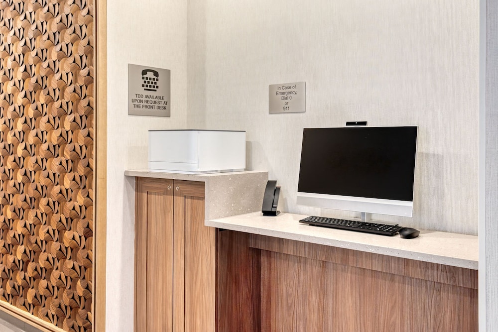 Fairfield Inn & Suites Whitestown Indianapolis NW 18/22
