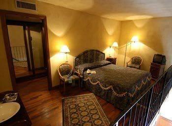 Room, Single