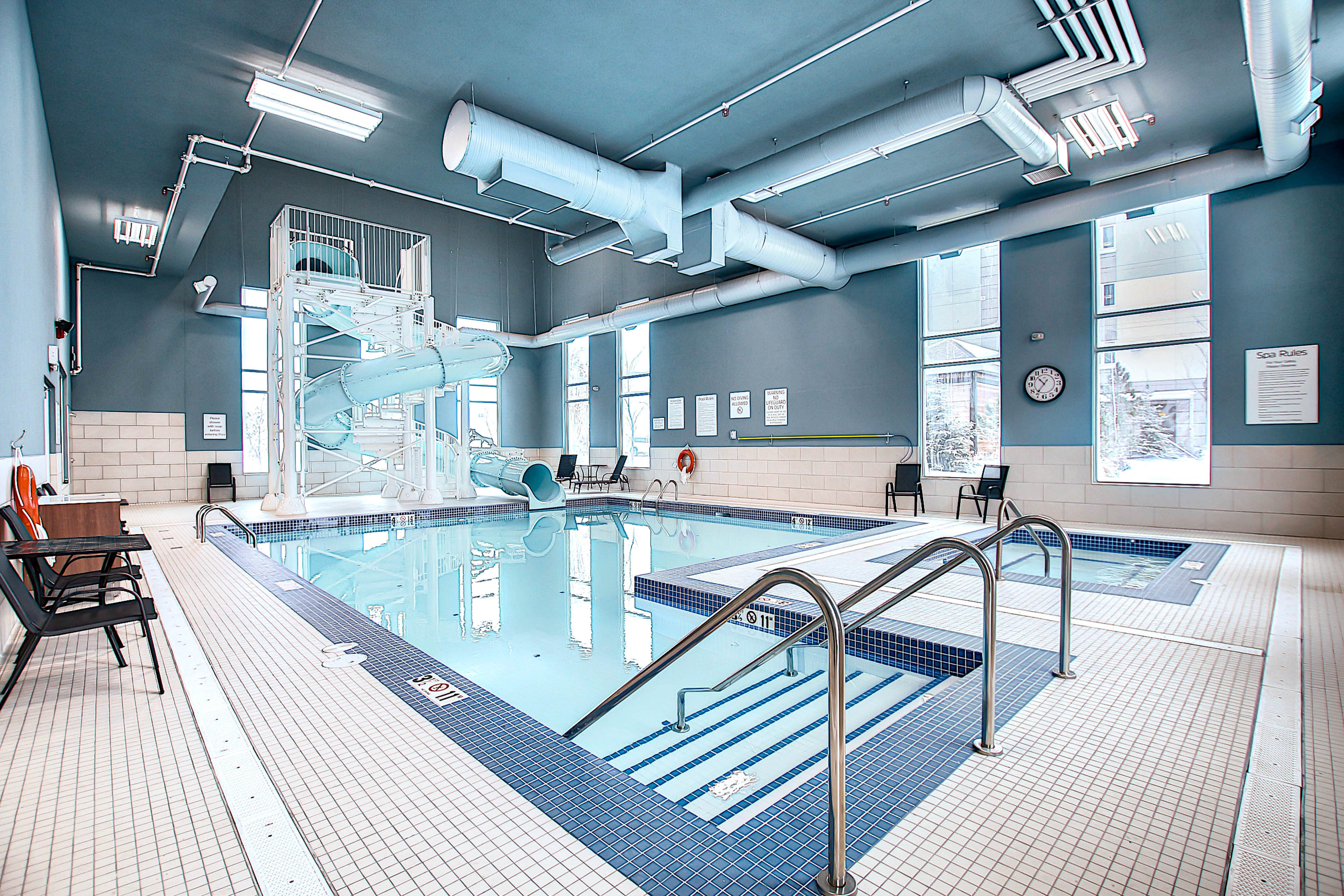 Holiday Inn Express Suites Calgary Airport Trail Ne 18/38