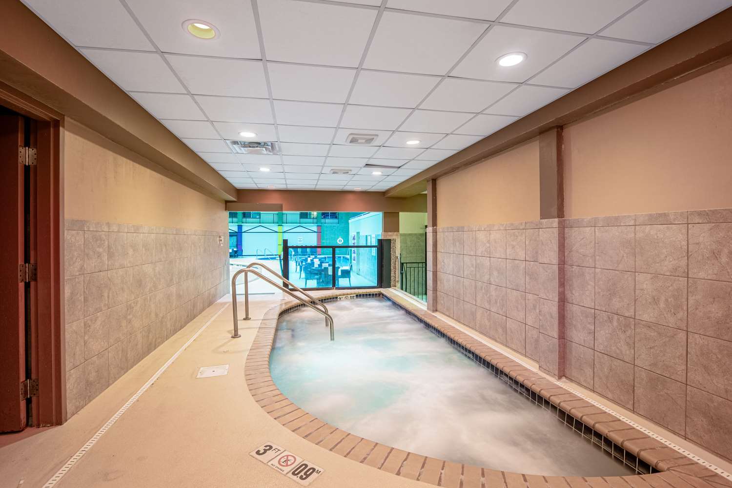 swimming pool spa