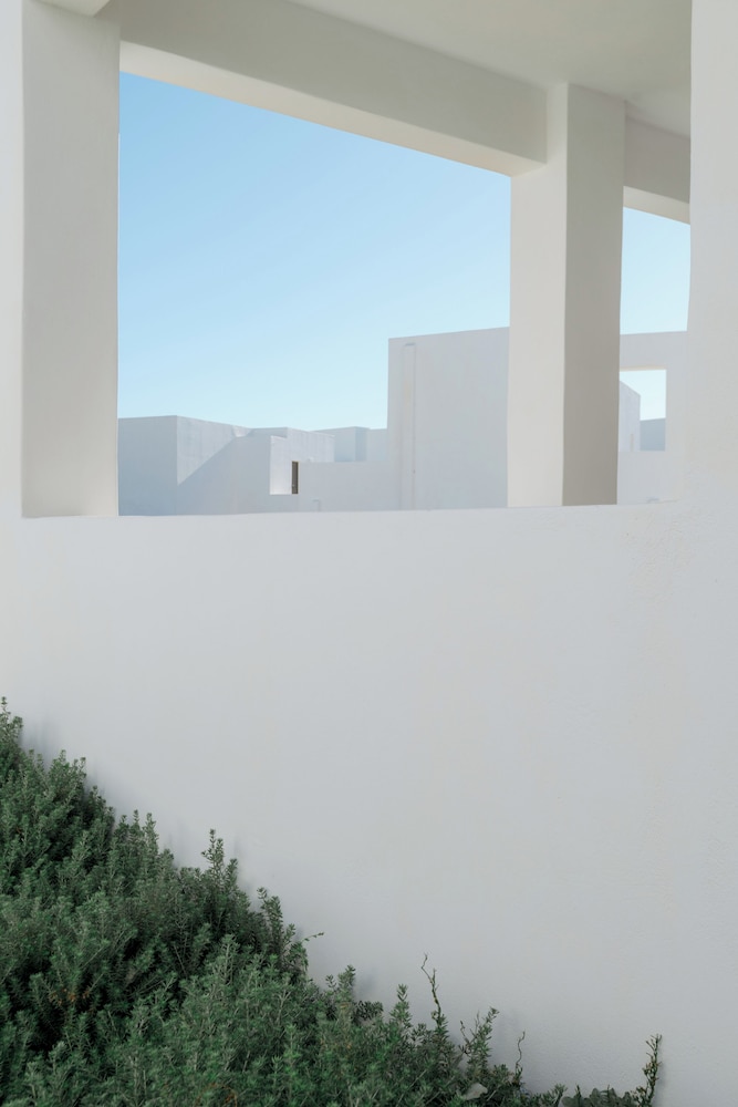 Sundunes Hotel 4/49