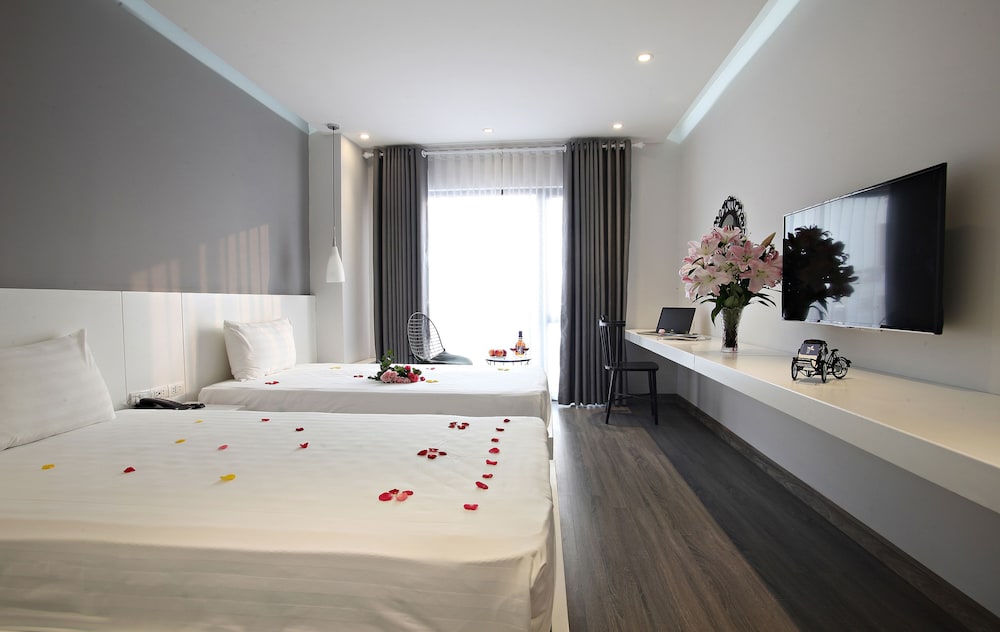 Ping Hotel Hanoi 17/66