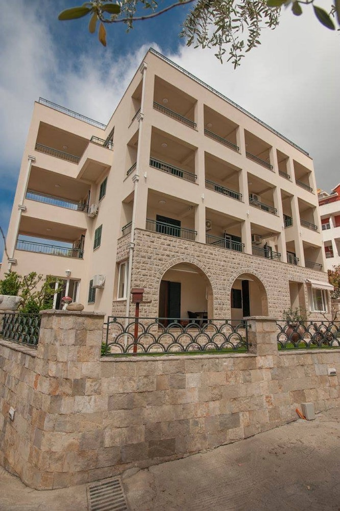 Guest House Medin 5/50