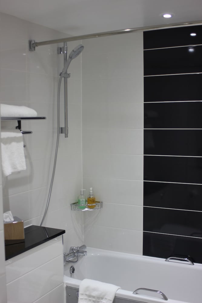 Best Western Chilworth Manor Hotel 24/53