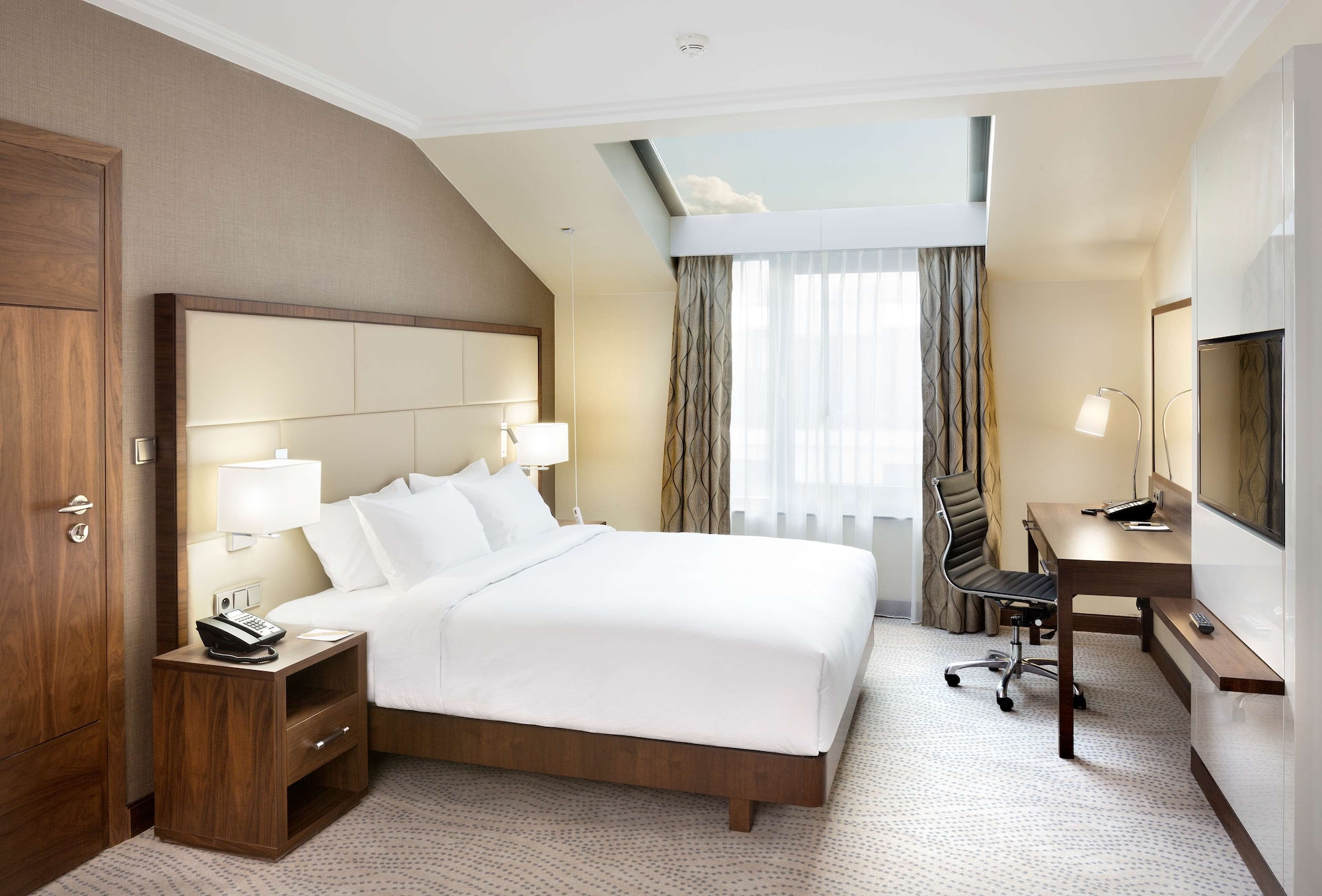 ROOM, KING BED, GARDEN VIEW
