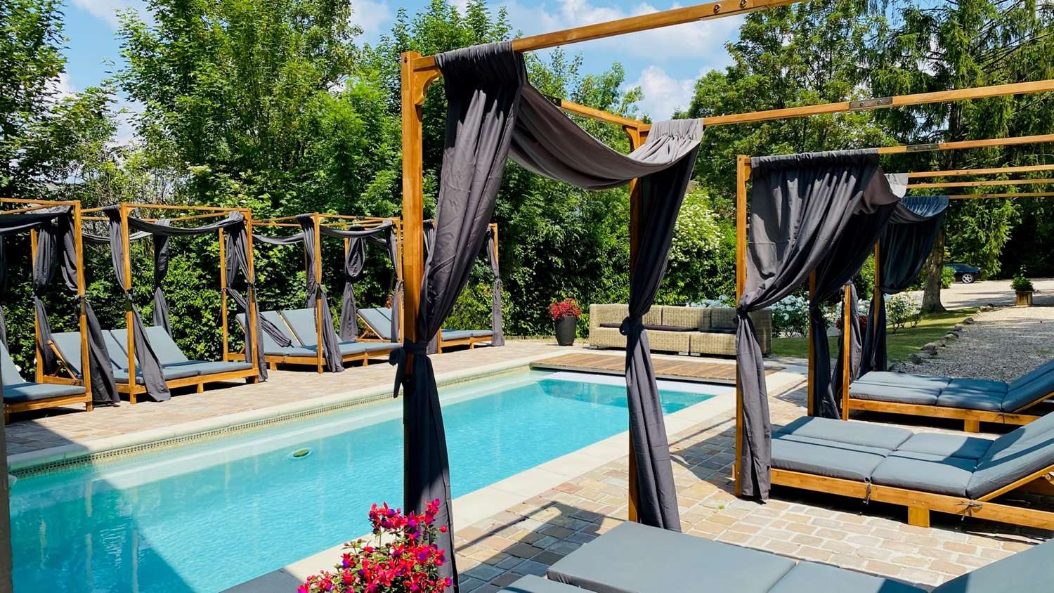 Hotel La Licorne 16/21