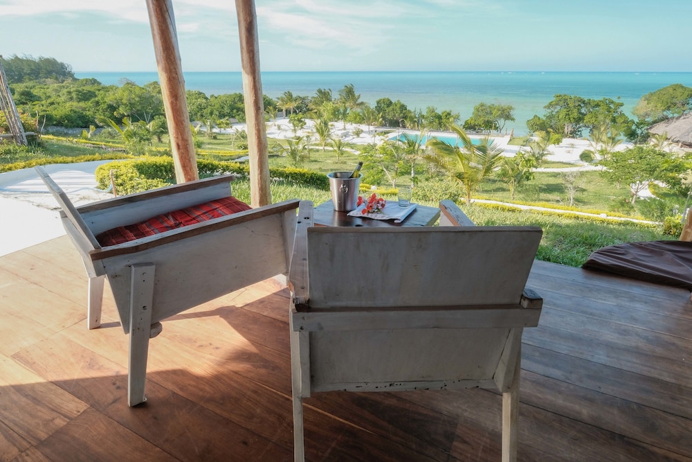 Jua Retreat - All Inclusive 7/50