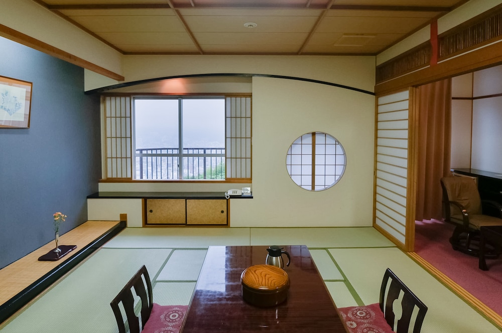 Yataro Minamikan 23/49
