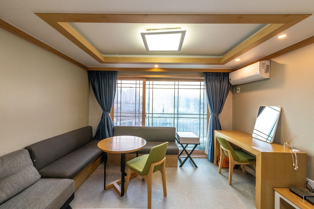 Good Morning Hotel and Resort 31/50