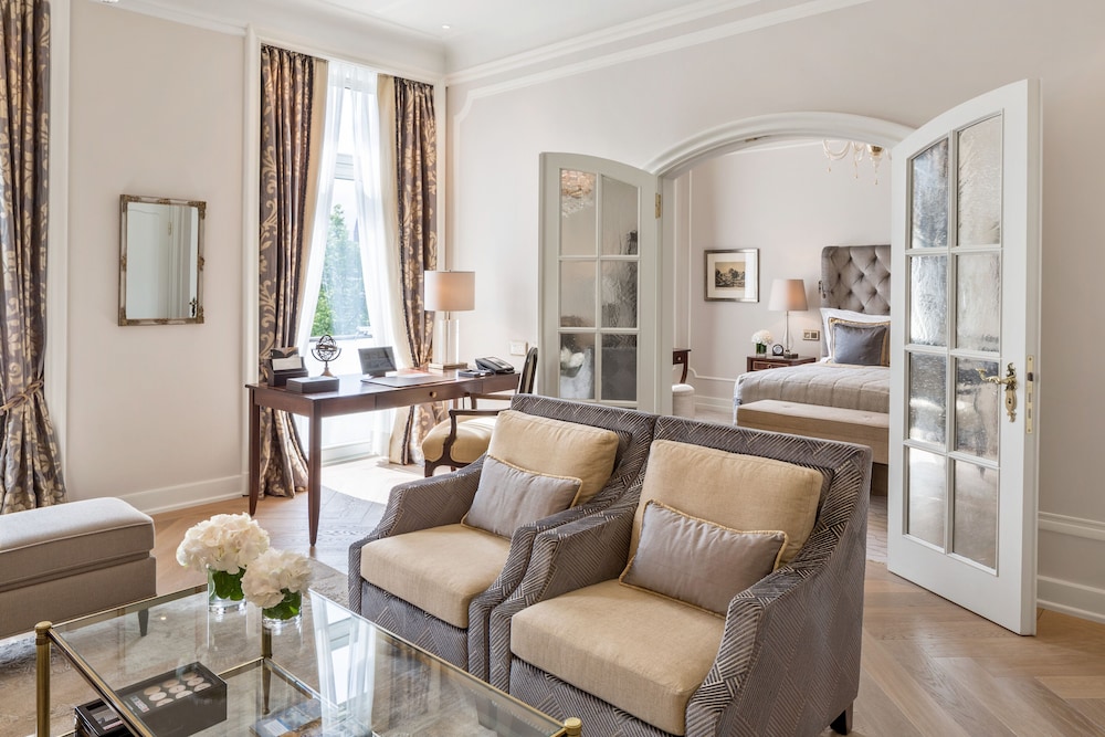 Fairmont Vier Jahreszeiten 48/75