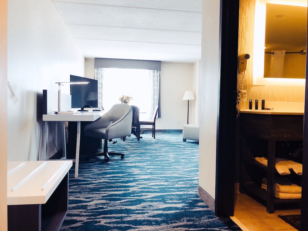 Comfort Inn and Suites Greenville 40/40