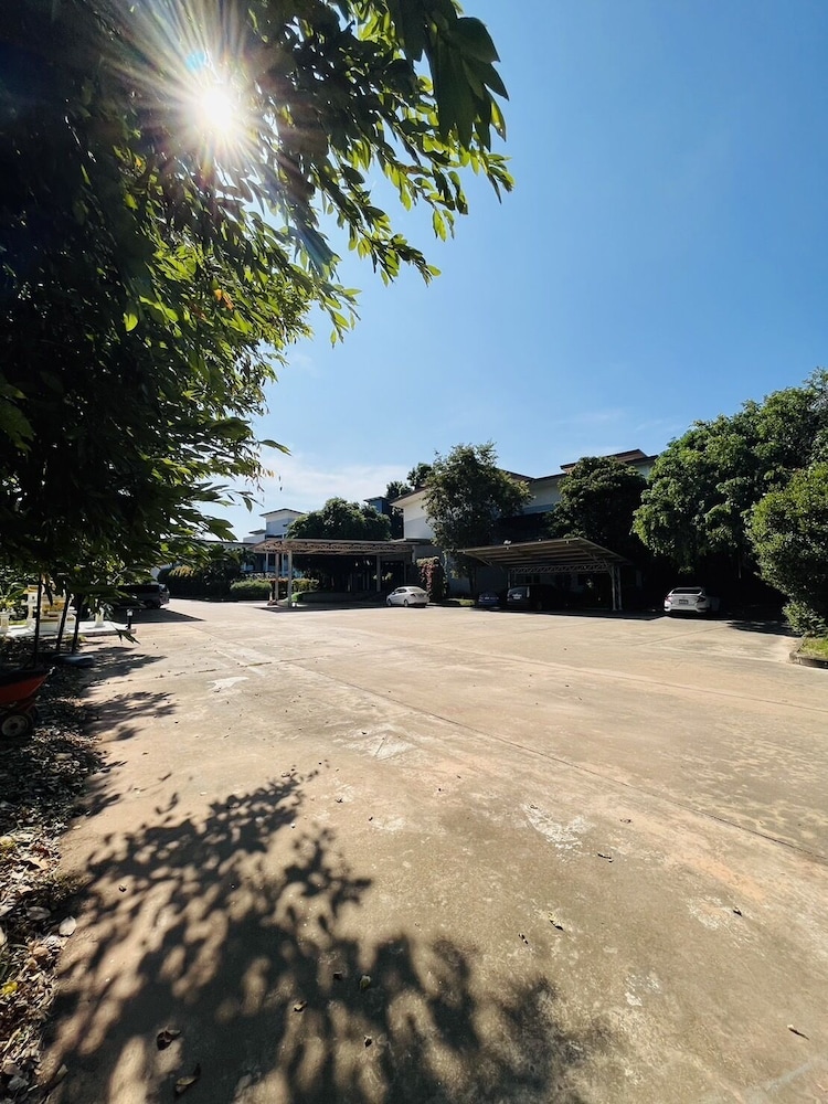 Bualinn Resort Nongkhai 44/50