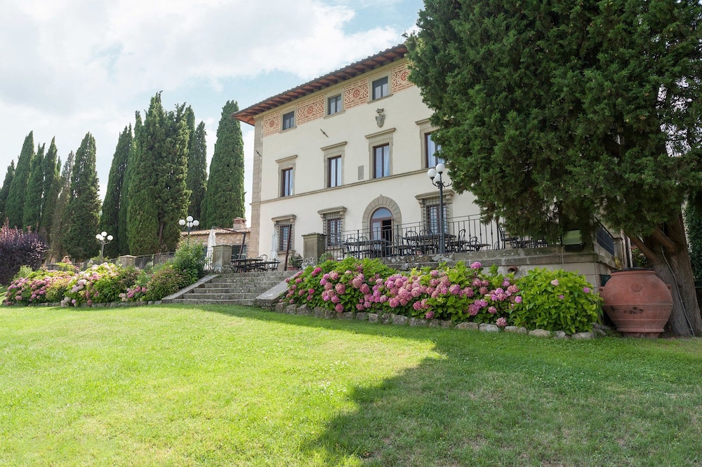 Villa Campestri Olive Oil Resort 39/48