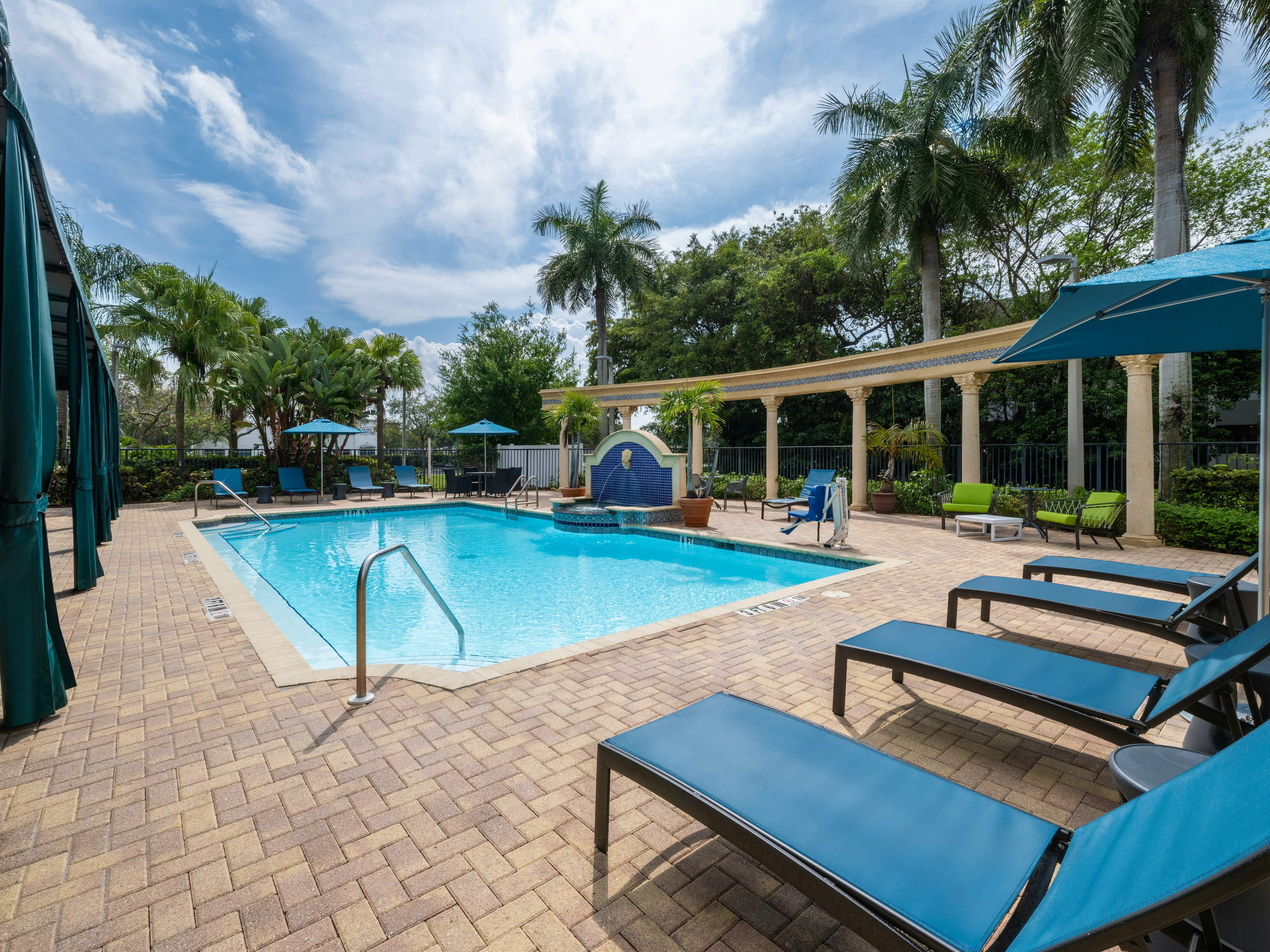 Hampton Inn Boca Raton/Deerfield Beach 74/74