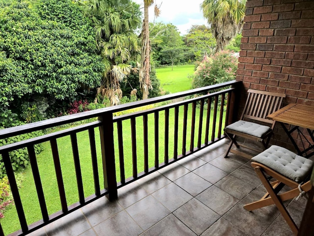 Birds of Paradise B&B 20/46