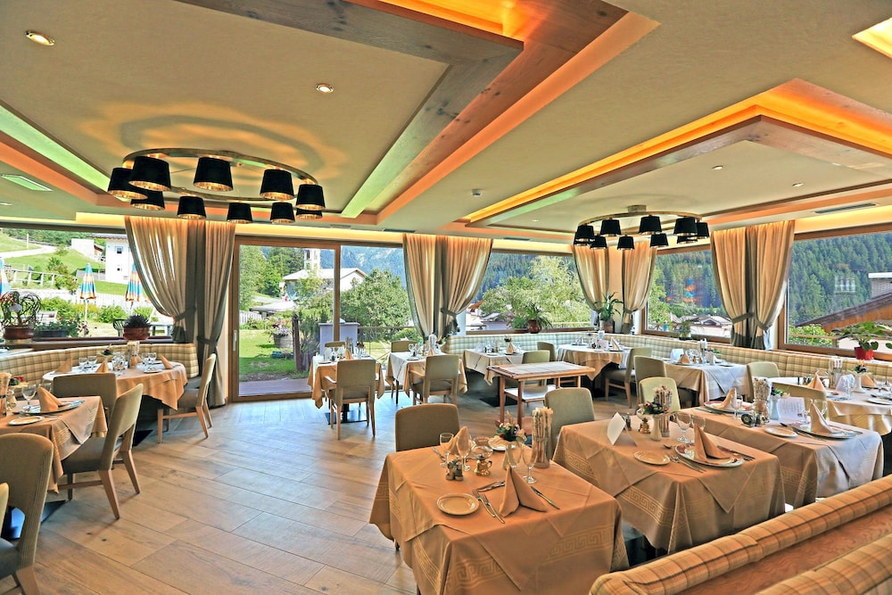 Hotel Cesa Tyrol 55/71
