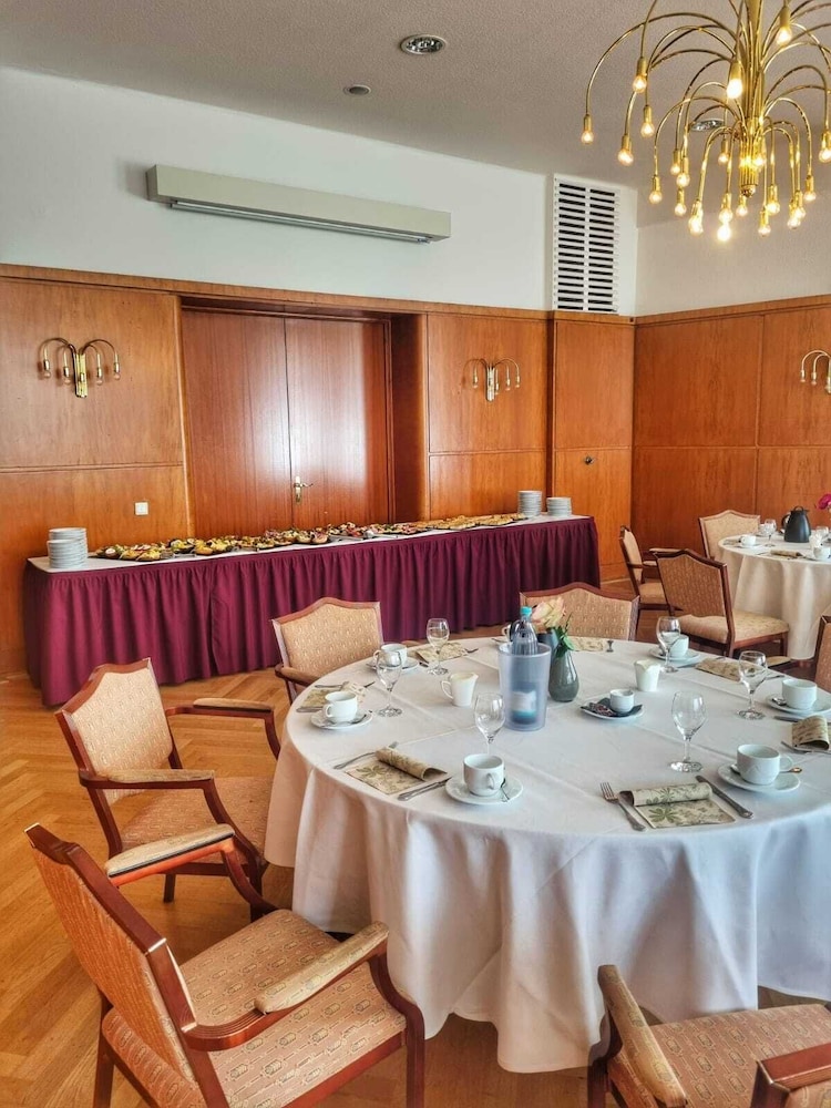Hotel Niedersaechsischer Hof 58/75
