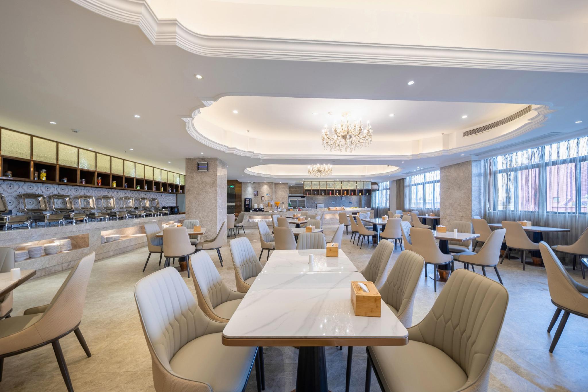 Vienna International Hotel (Guangzhou Shijing) 29/41