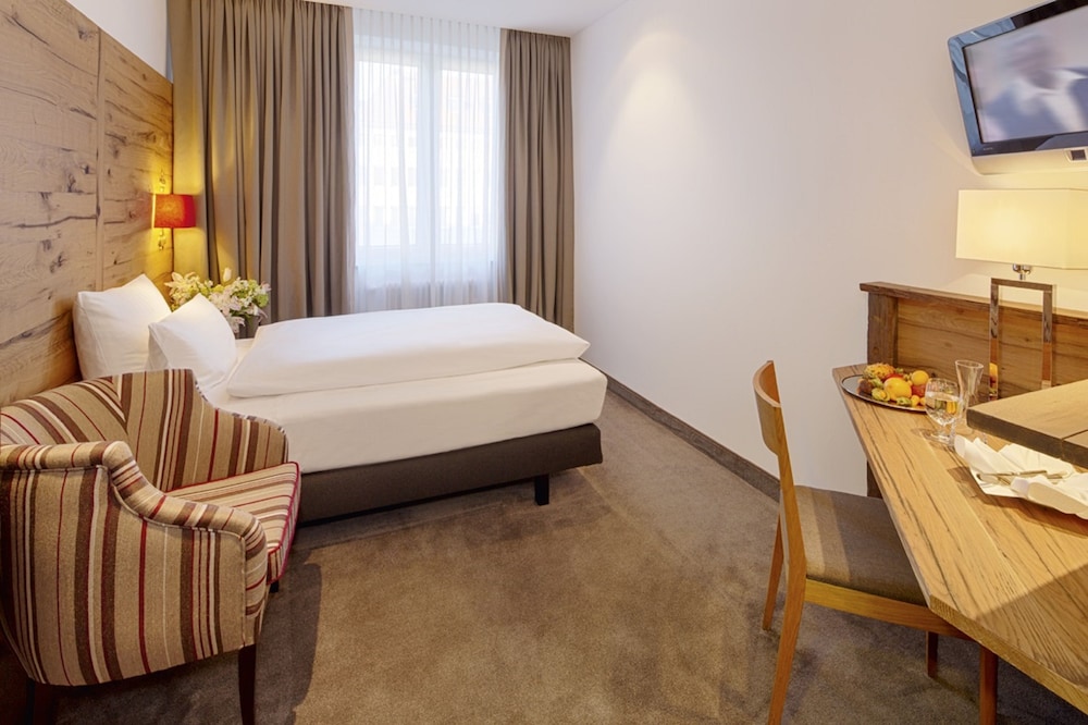 Eden Hotel Wolff 14/66