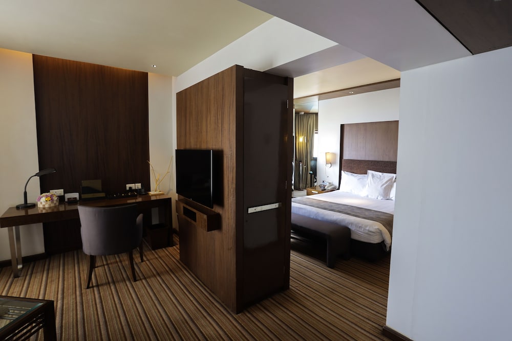 Welcomhotel By Itc Hotels Devee Grand Bay 11/71