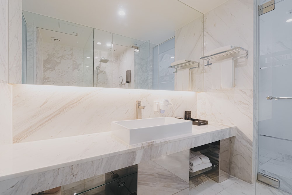 Acc Design Hotel 70/70
