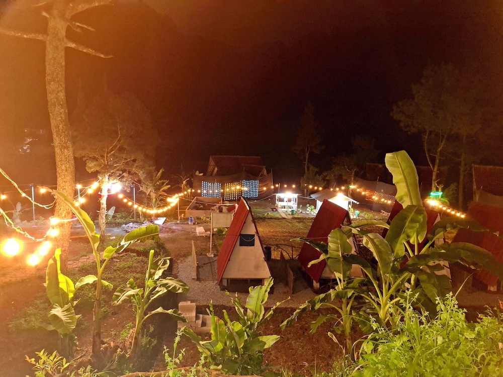 Ciwidey Jungle Villa 48/50