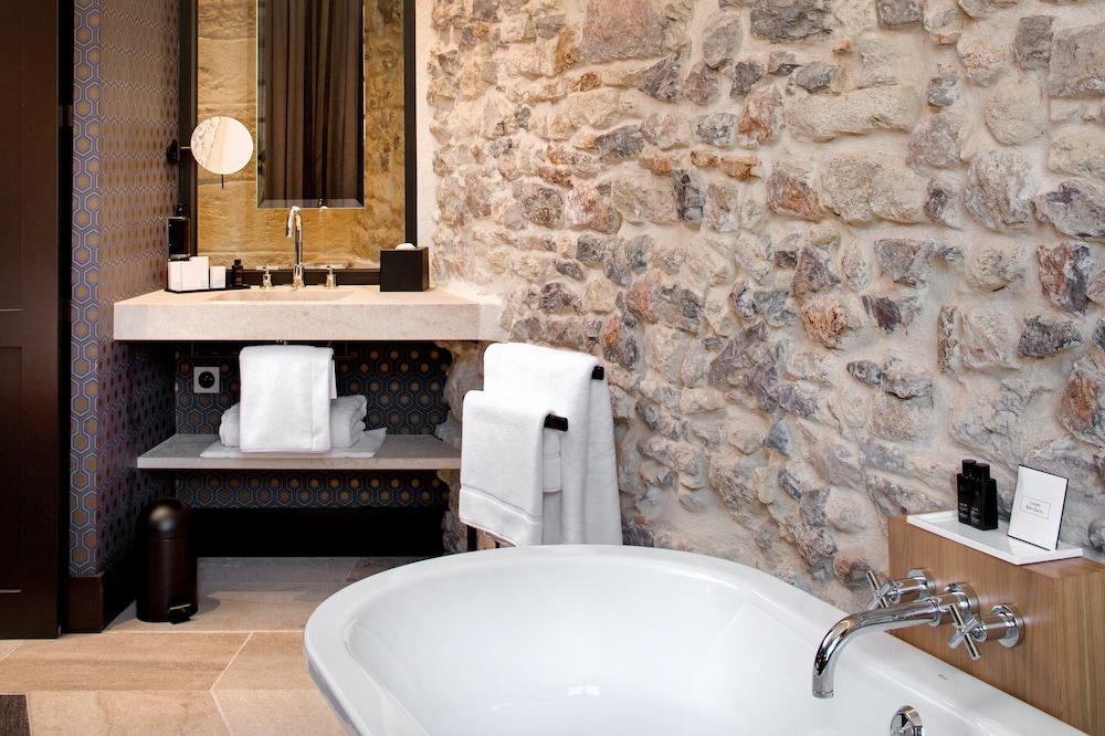 Boutique Hotel des Remparts 40/50