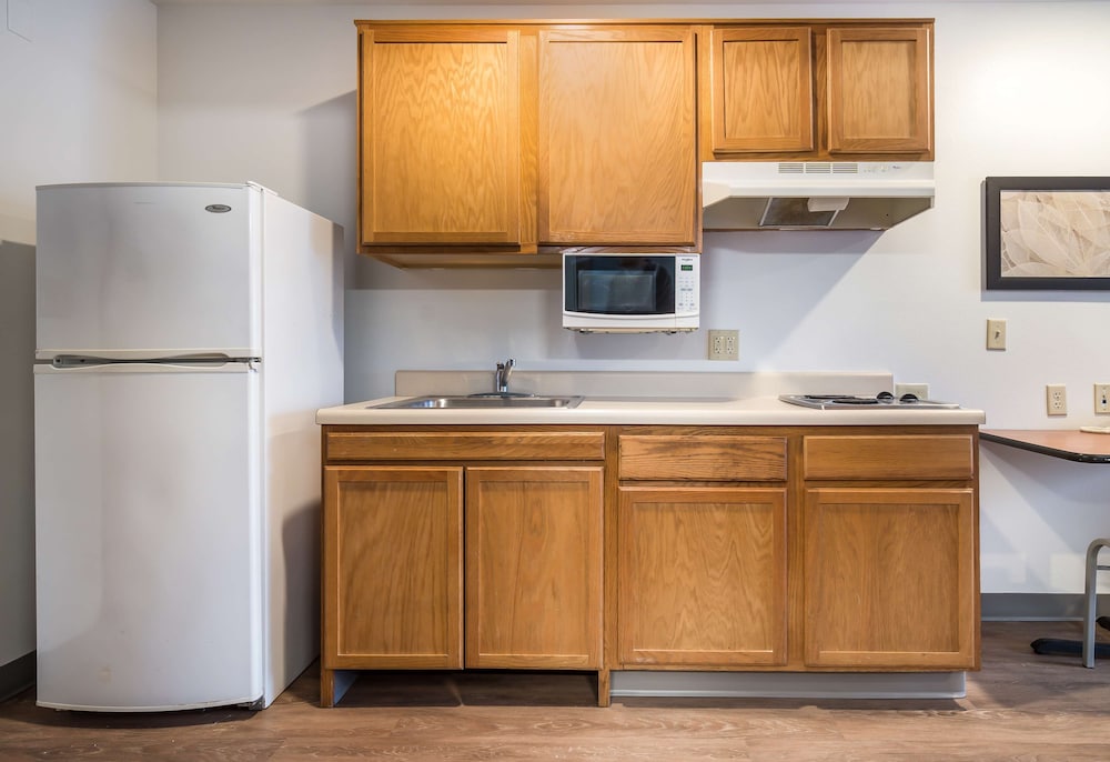 Studio 6 Extended Stay Fort Myers FL 35/49