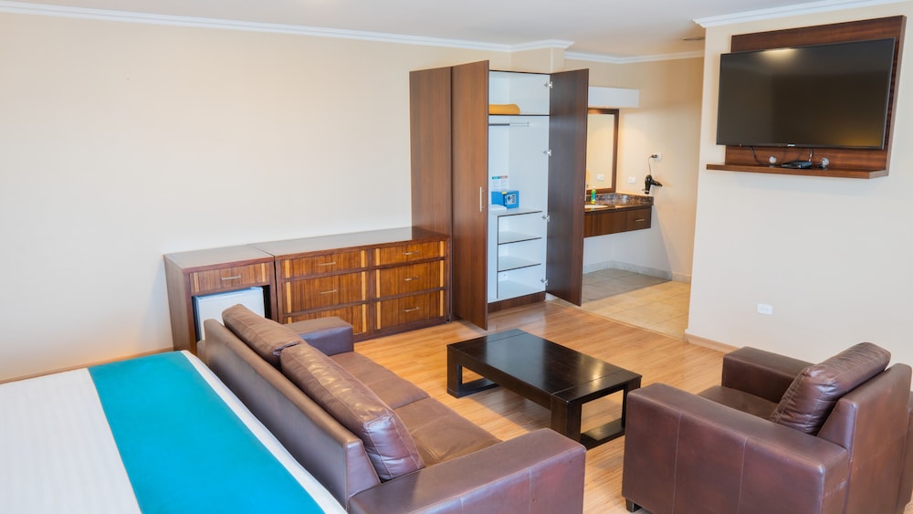 Fenix Hotel 45/66