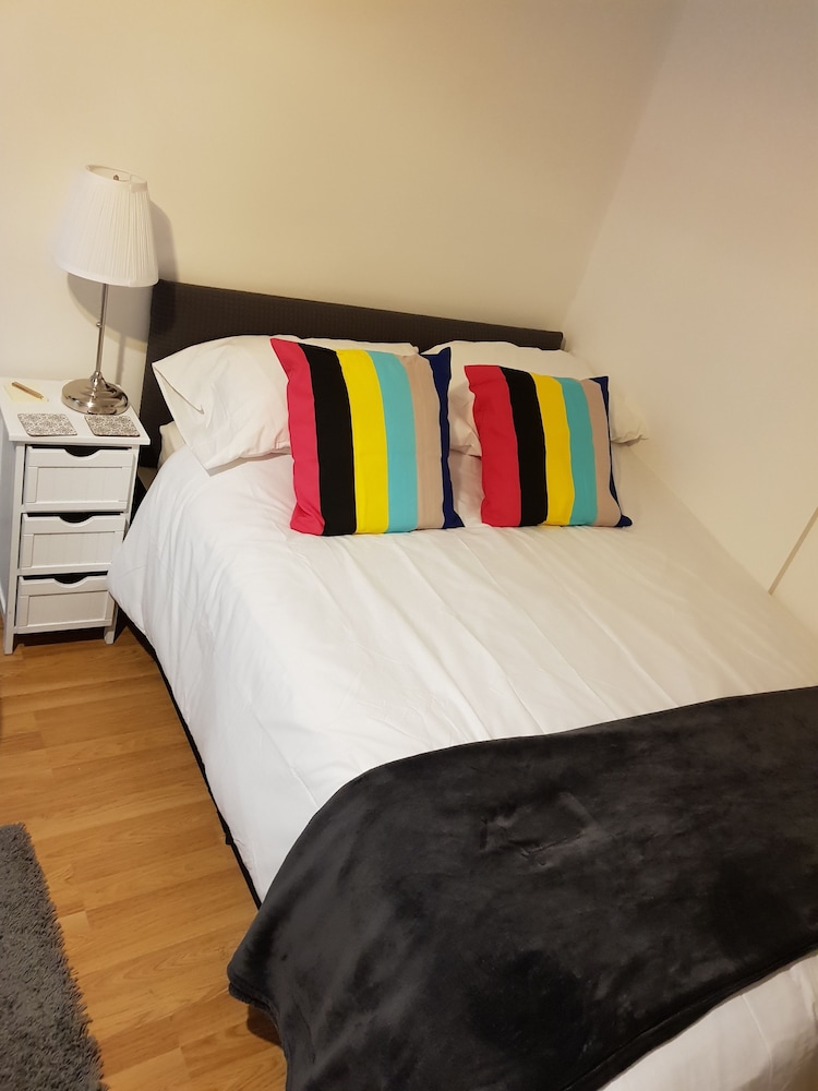 Quality Accommodation 8/50