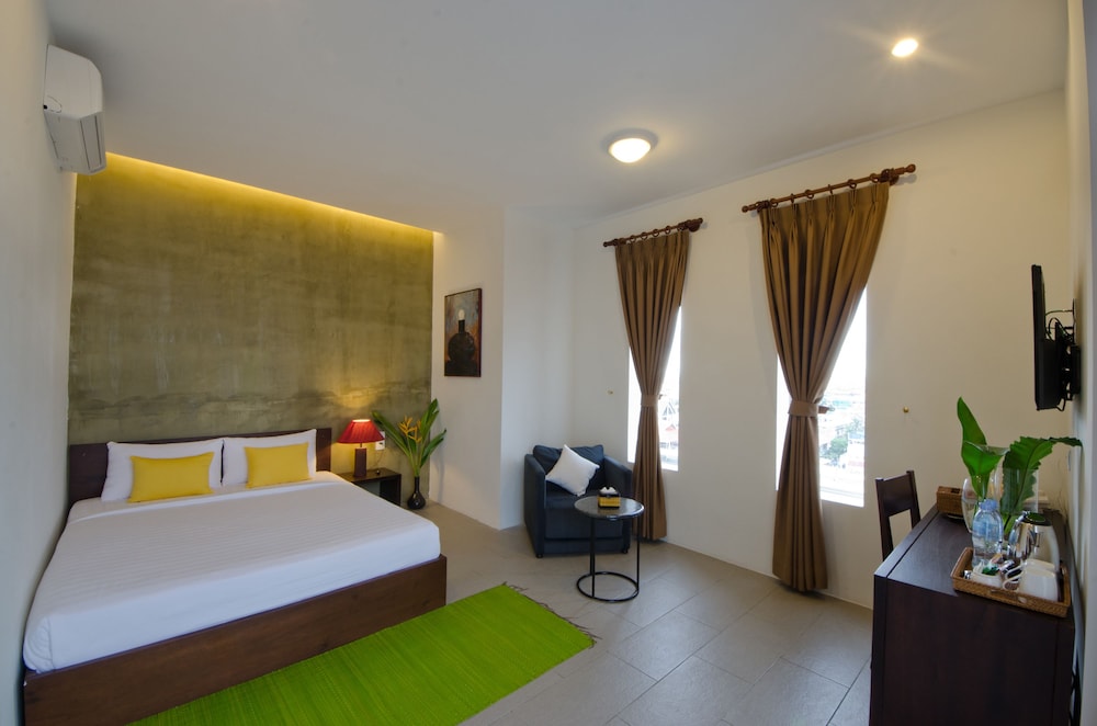Kolab Sor Phnom Penh Hotel 11/50
