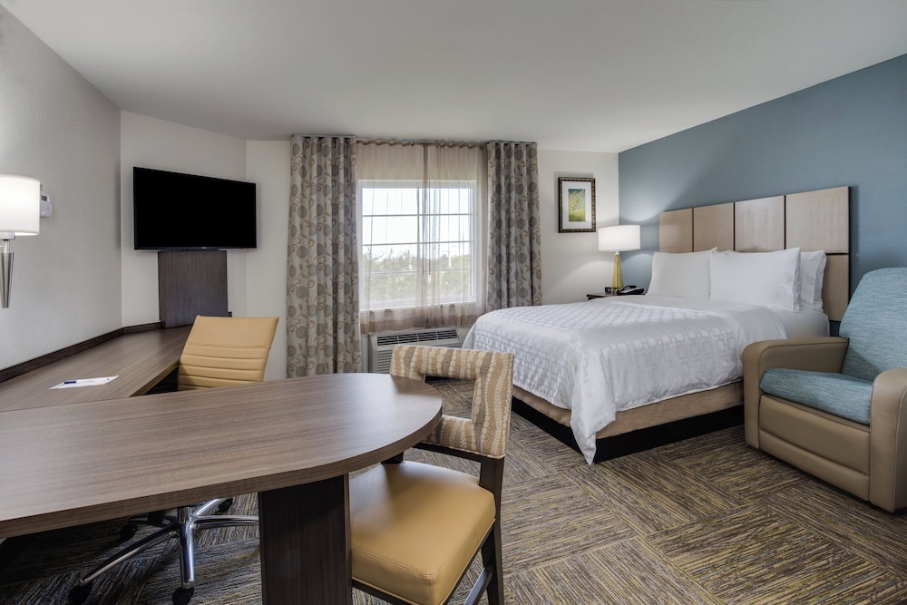 Candlewood Suites Ft. Lauderdale Airport Cruise 14/62