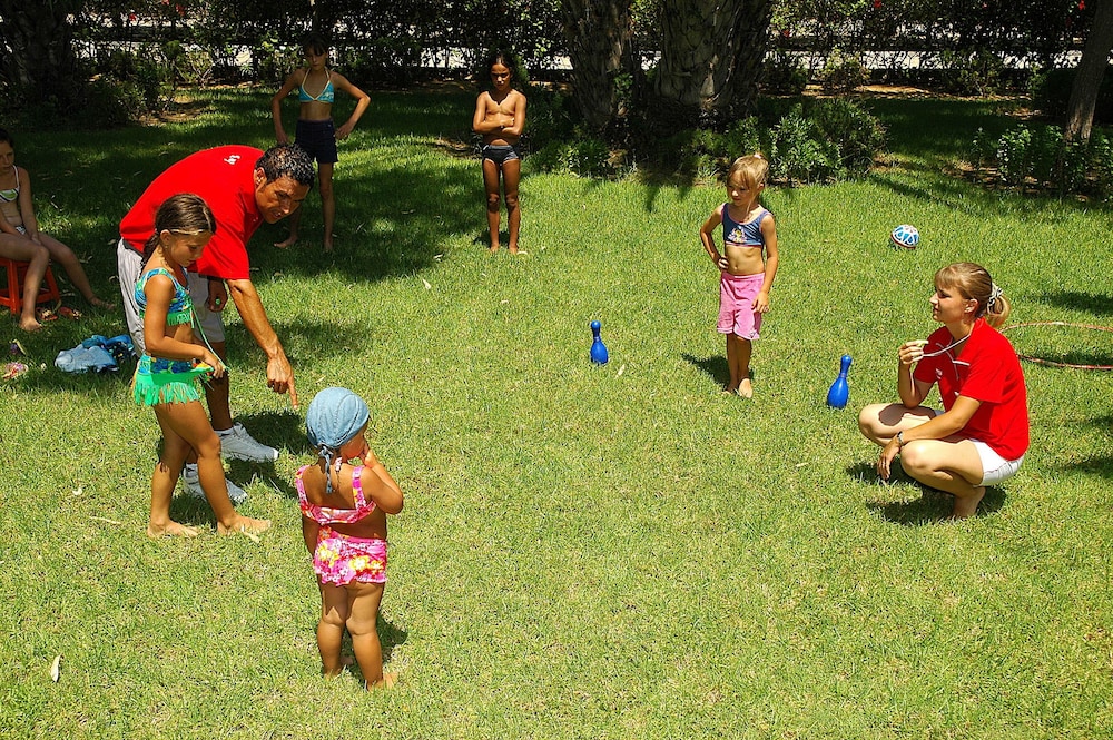 El Mouradi Club Kantaoui Couples and Families Only 90/105
