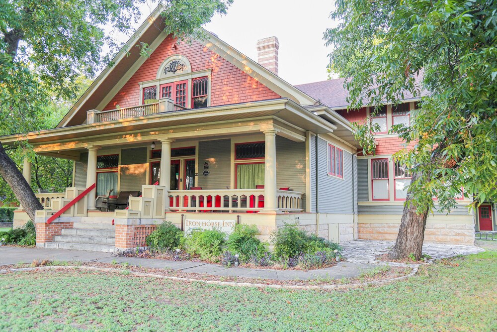 Iron Horse Inn 3/77