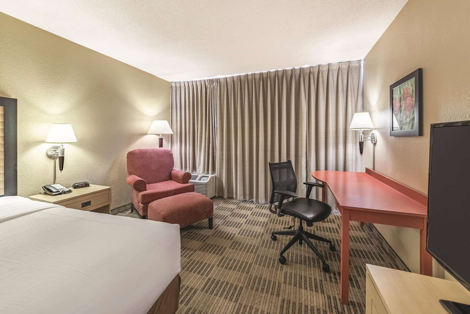 Ramada by Wyndham Fairfield NJ 10/21