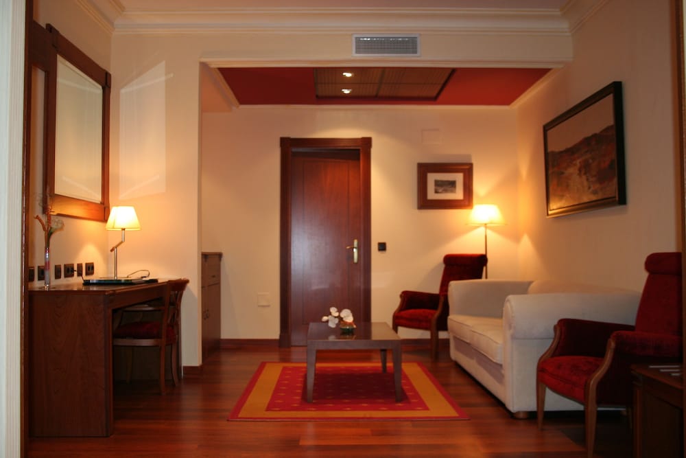 Hotel Palacio De La Magdalena 10/33