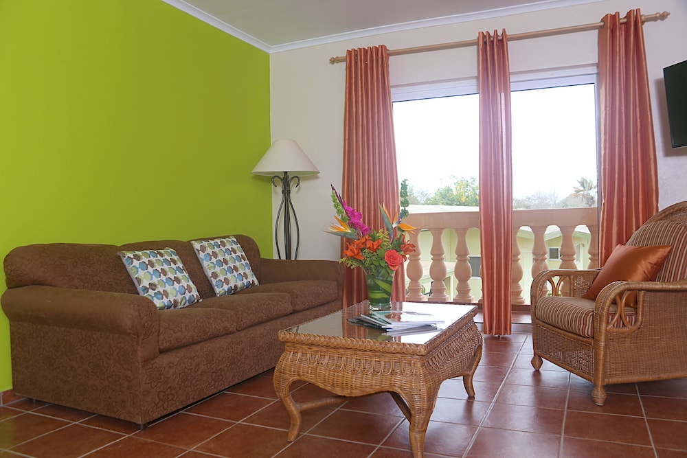 Punto di Oro Residences 40/61