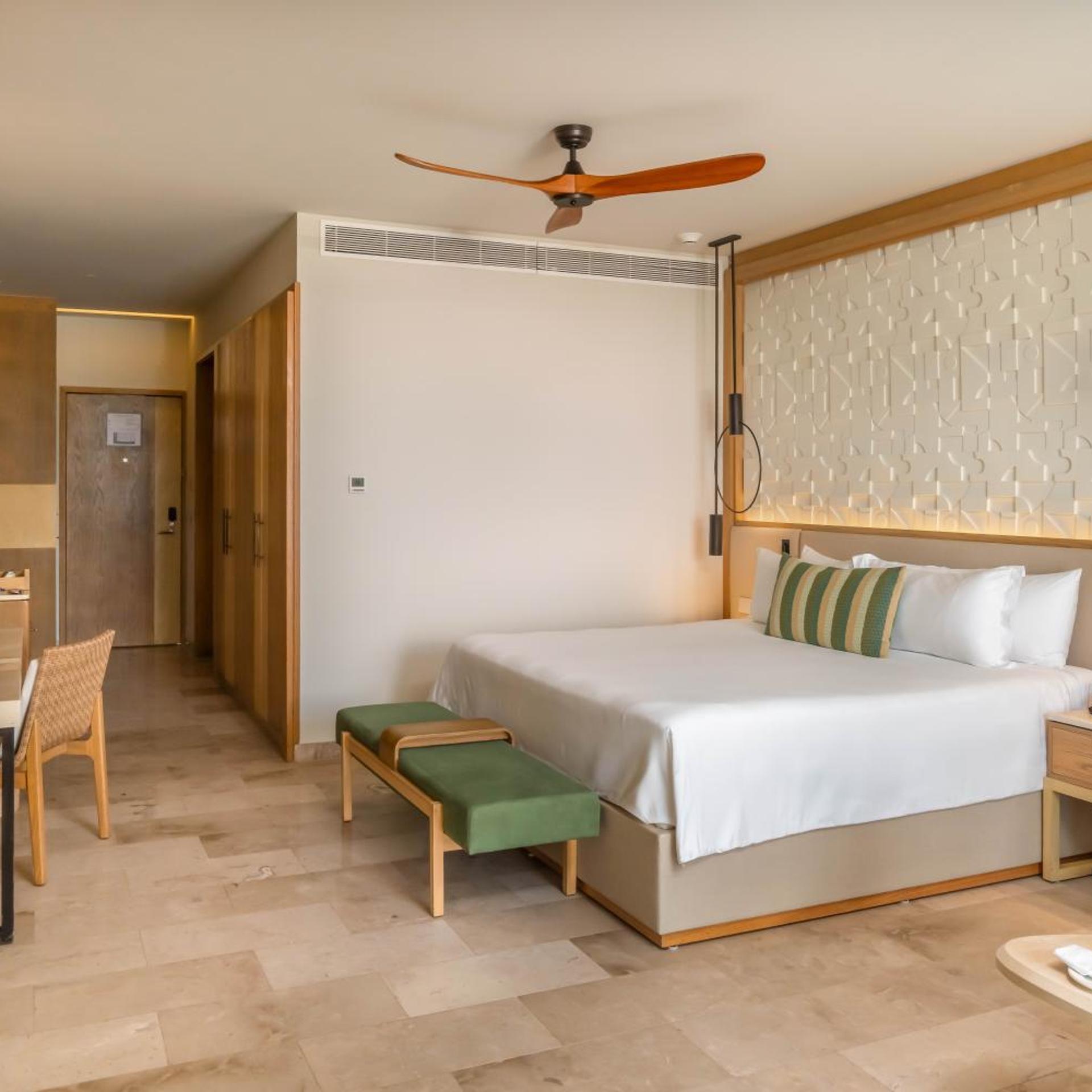 Romance Junior Suite Swin Out Partial Ocean View