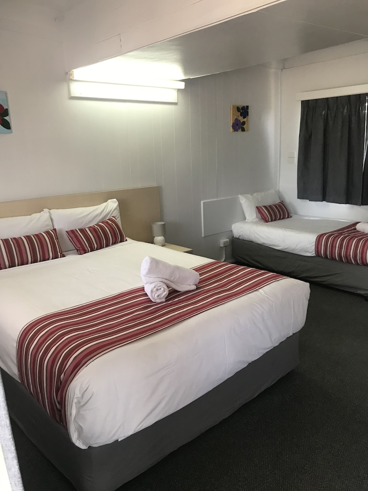KAPUTAR MOTEL - NARRABRI 15/62