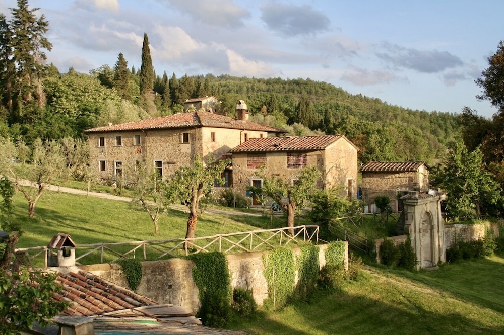 VILLA GRASSINA 38/50