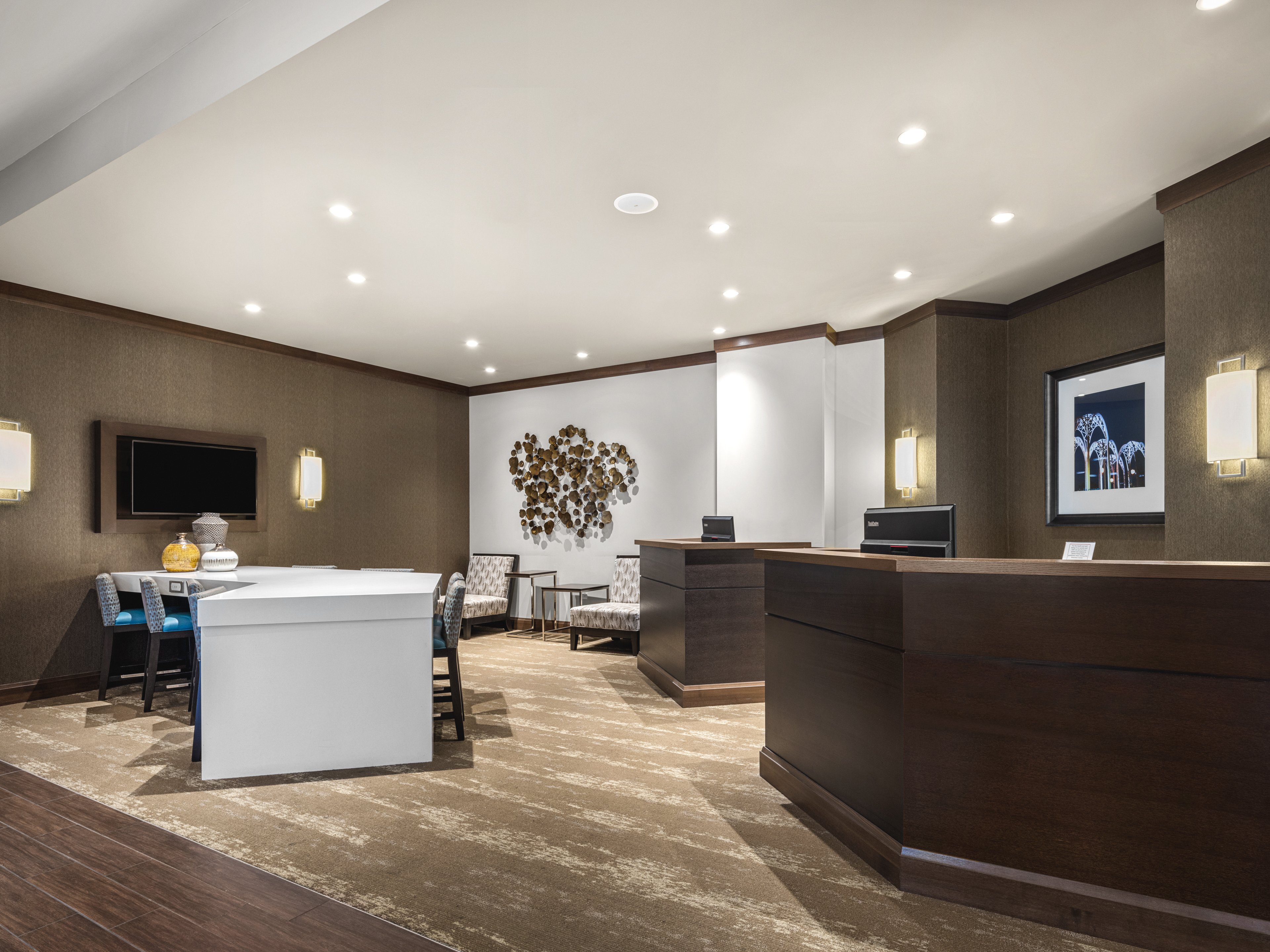 Staybridge Suites Seattle - South Lake Union 7/75