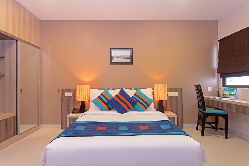 Champa Central Hotel 18/60