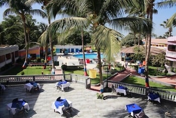 Mansea Beach Hotel 56/65