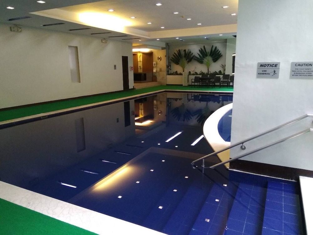 MILLENIA SUITES ORTIGAS 13/24