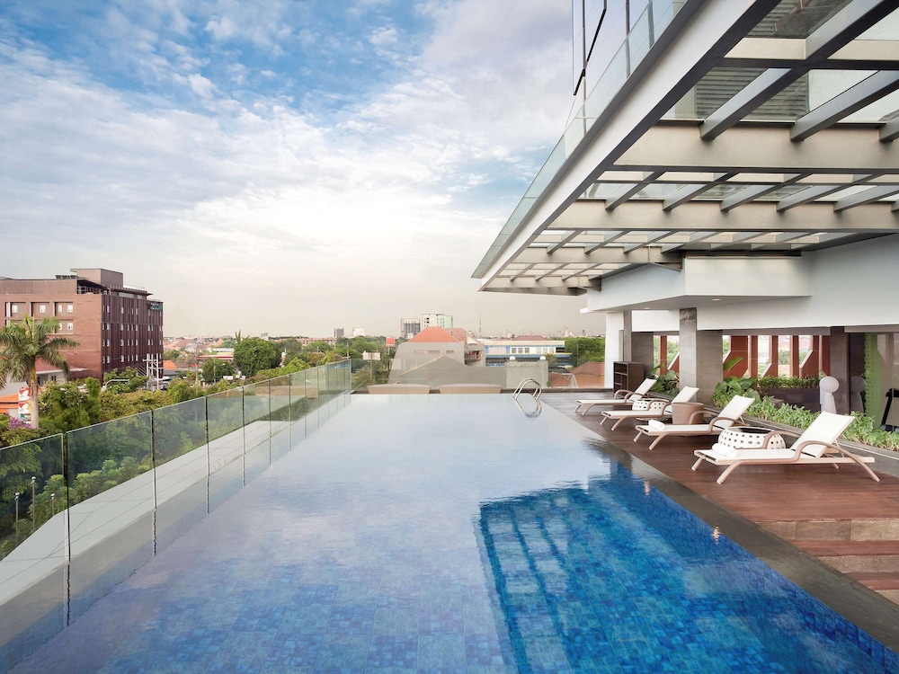 The Southern Hotel Surabaya 47/50