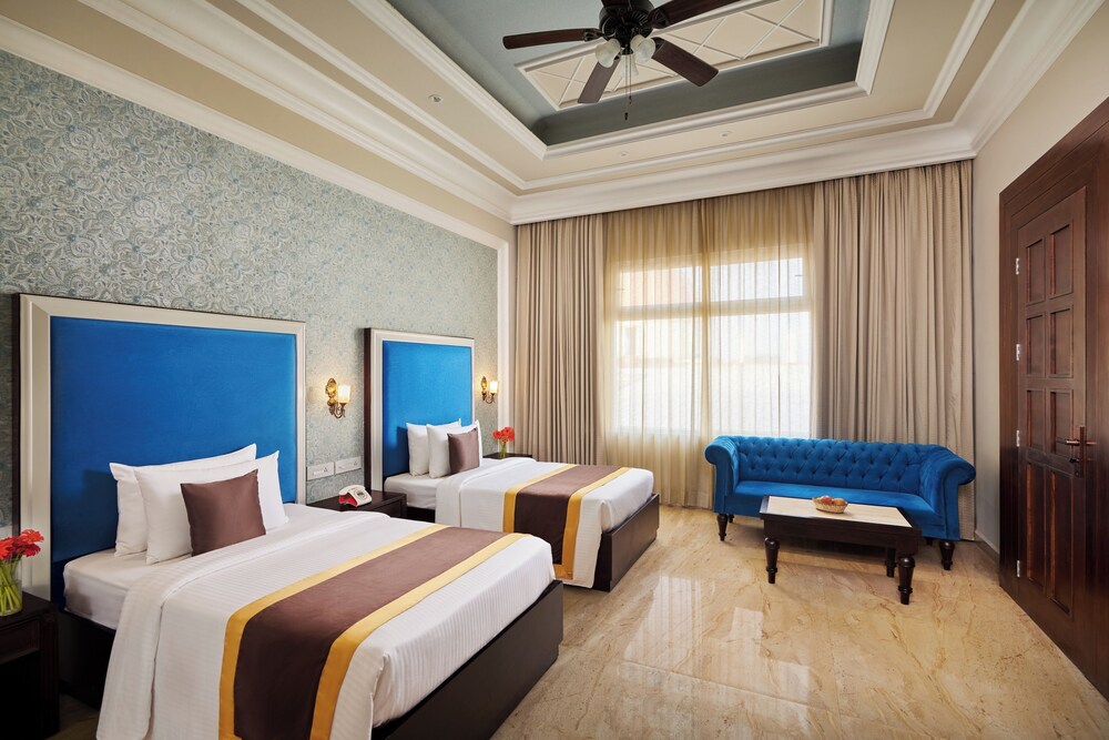 Royal Kingdom Resort 15/42