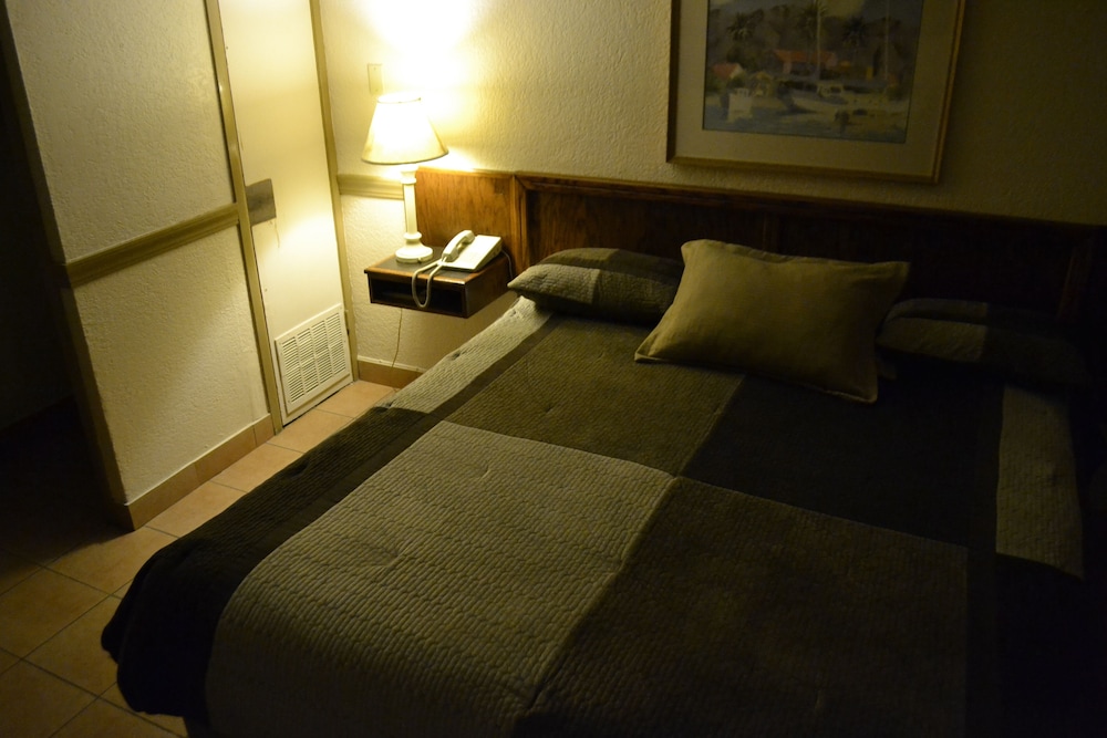 Hotel Santa Fe 32/40