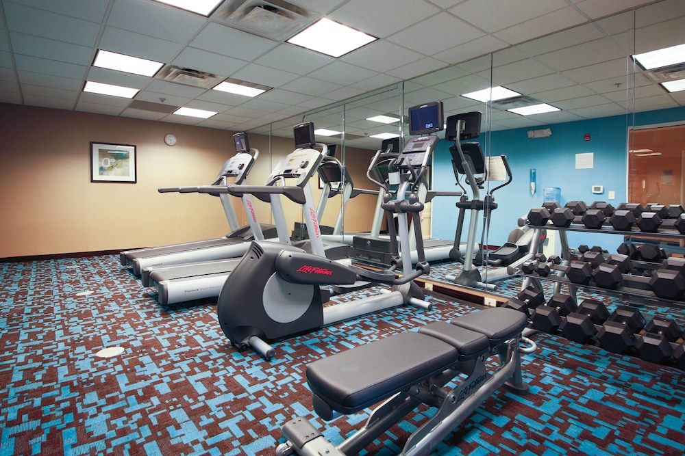 Fairfield Inn Suites Cordele 13/28
