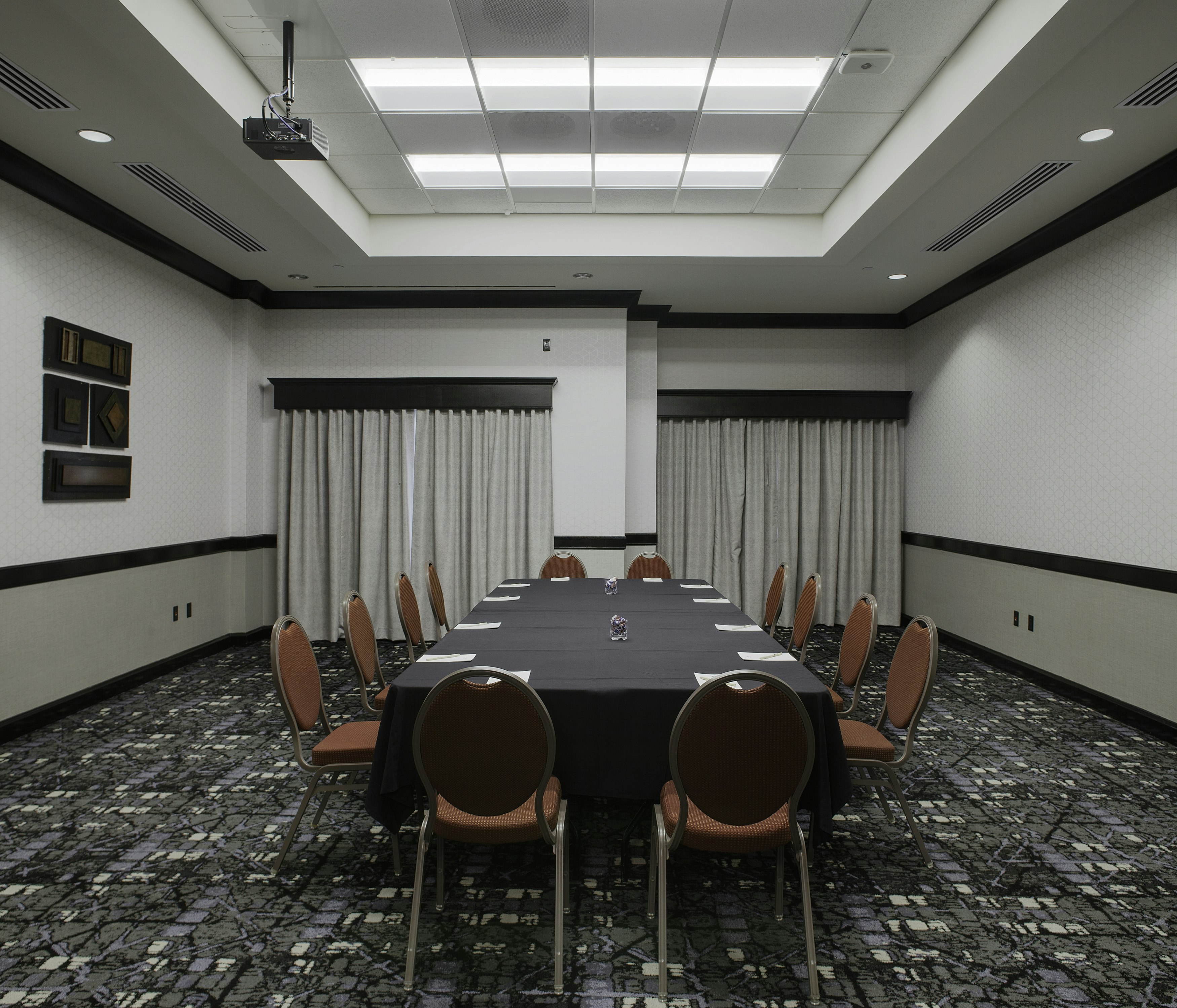 Doubletree Suites By Hilton Bentonville 48/61