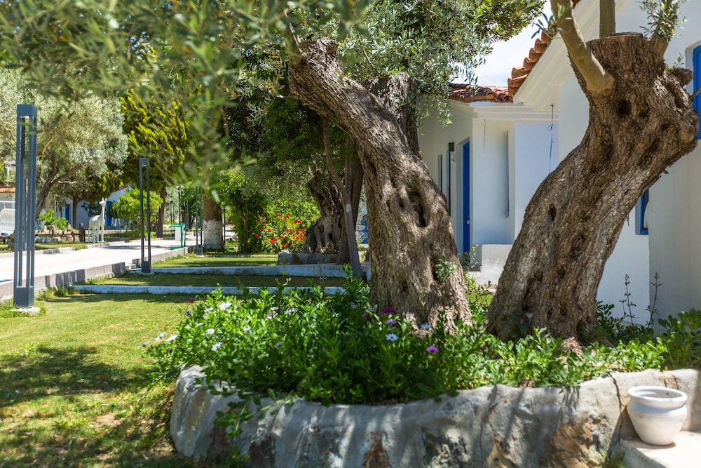 RISUS GARDEN MARINA HOTEL KUSADASI 30/48